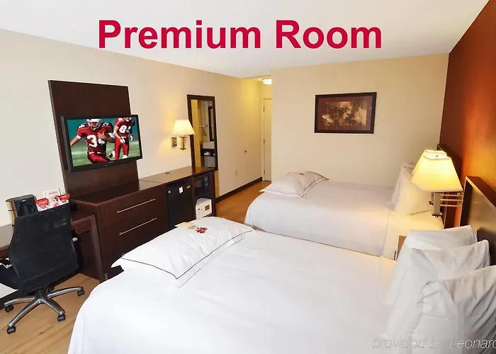 Red Roof Plus+ - Phoenix Airport Hotel Tempe